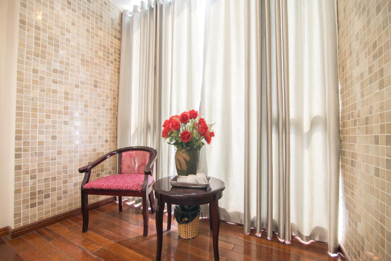 Hotel Reddoorz Yen Phu Street Hanoi Esterno foto